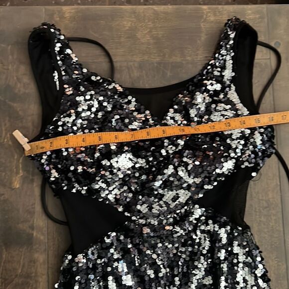 Masquerade sequin cut out mesh cocktail party mini dress Sz-3/4 - Picture 6 of 9